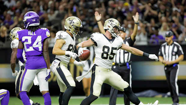 Dan Arnold-Derick E. HIngle